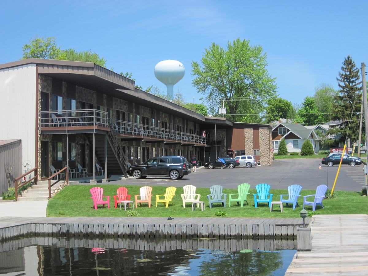 Otter Creek Inn Alexandria Bay Esterno foto